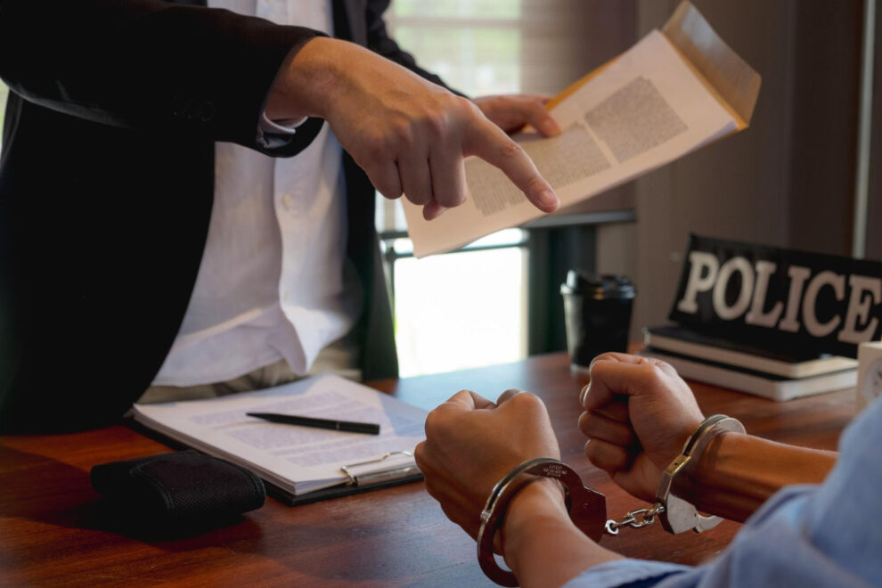 Infographic explaining rights during a criminal investigation in California