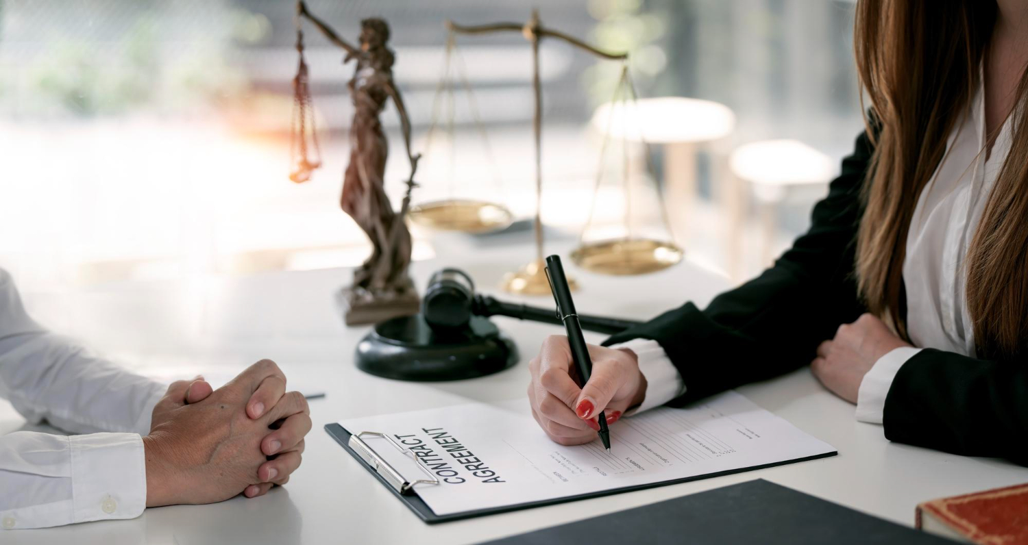 4850 When to hire a criminal defense attorney after being charged